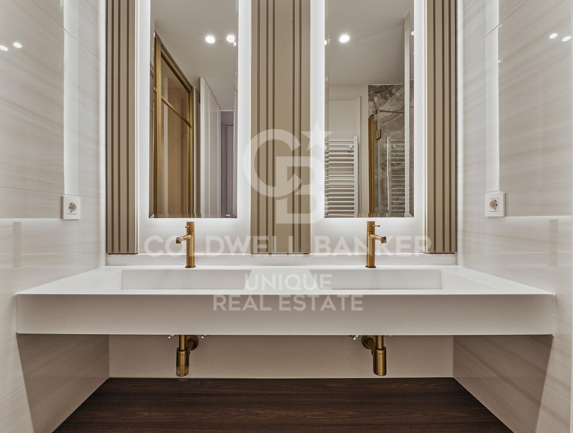 Appartamento a Madrid, Spagna 3 camere da letto, 122 mq. N° 158338