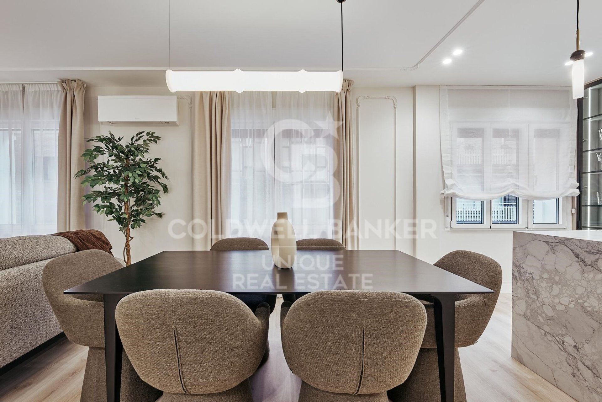Appartamento a Madrid, Spagna 3 camere da letto, 122 mq. N° 158338