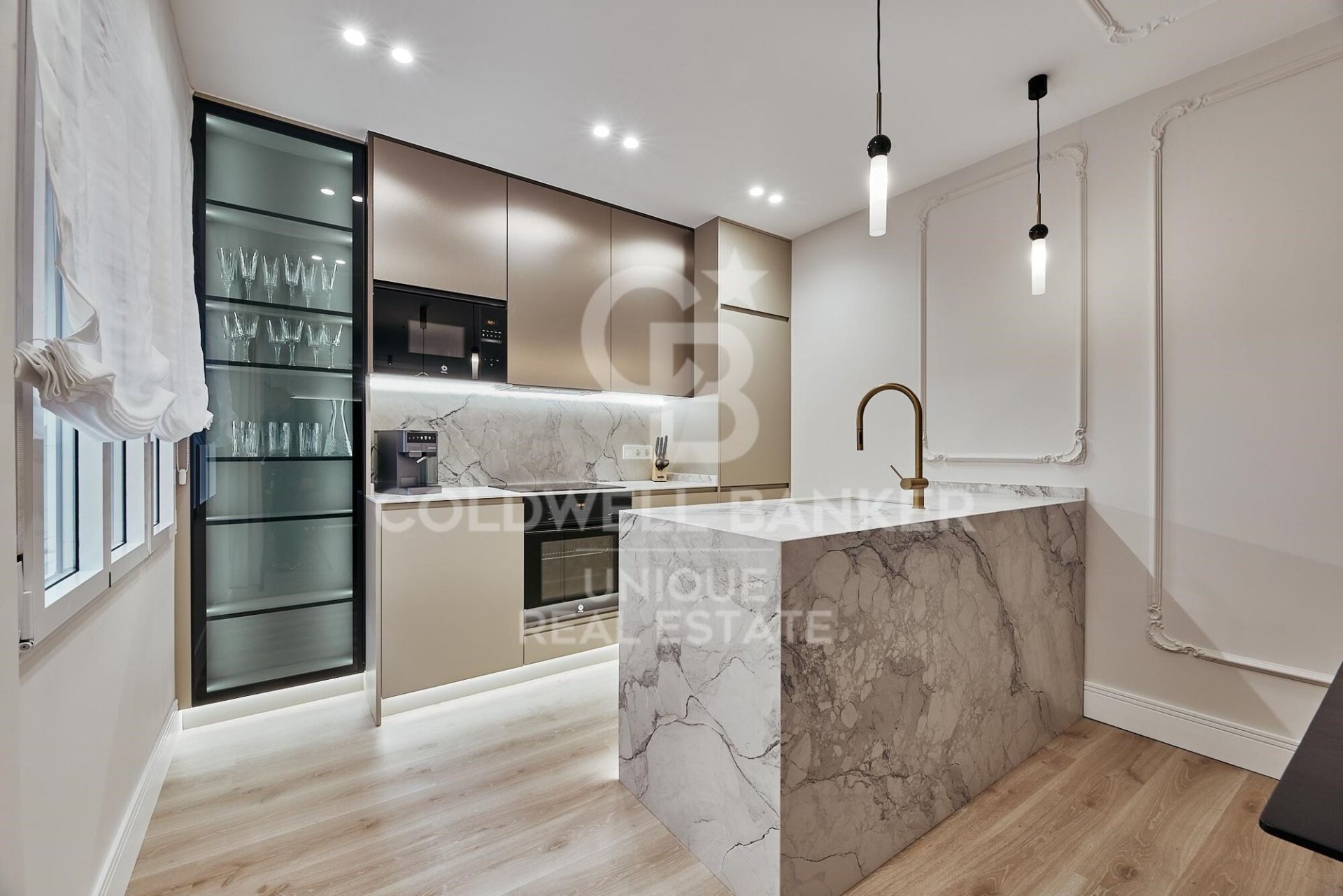 Appartamento a Madrid, Spagna 3 camere da letto, 122 mq. N° 158338