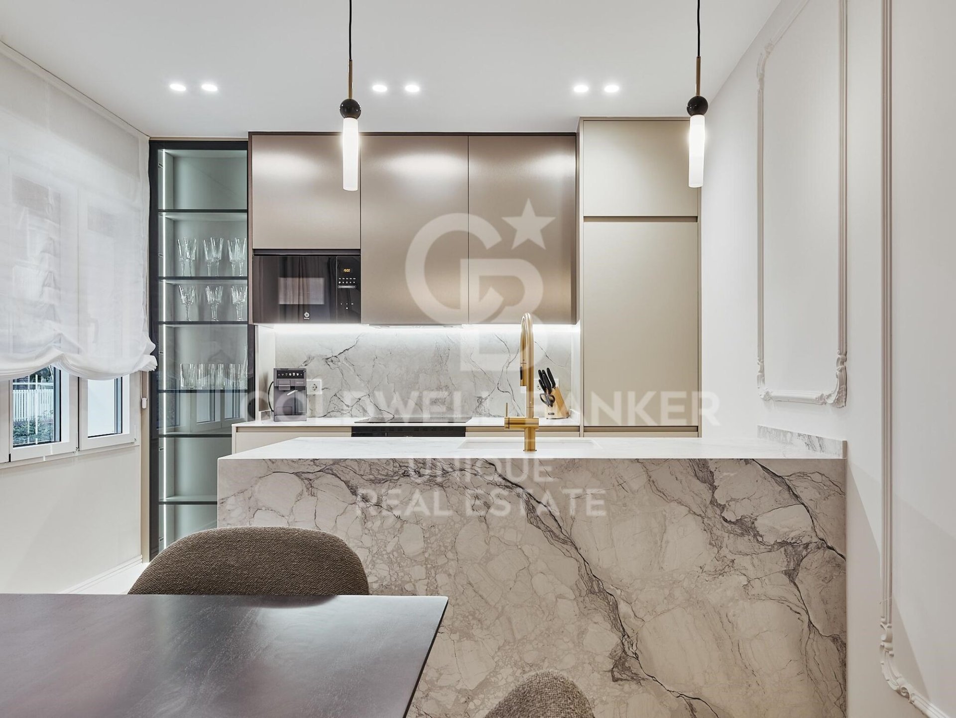 Appartamento a Madrid, Spagna 3 camere da letto, 122 mq. N° 158338