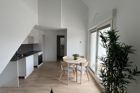 Penthouse in Madrid, Spain 2 bedrooms, 51.36 sq.m. No. 165530