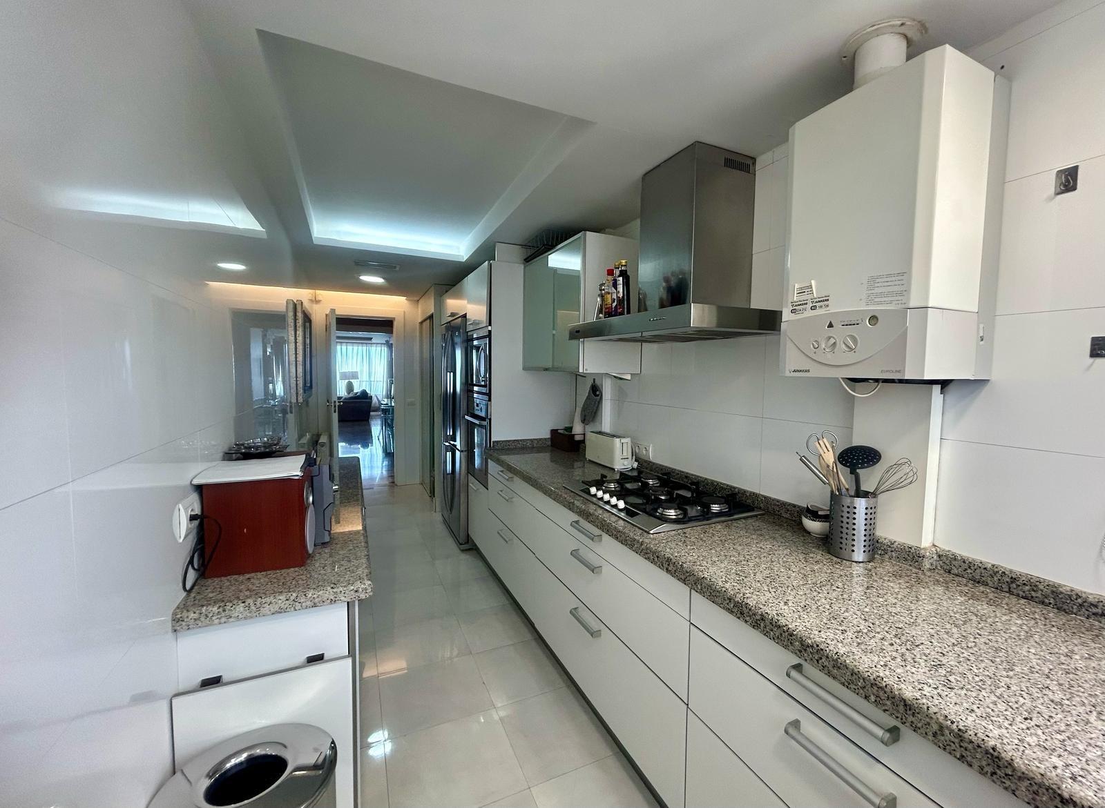Apartament w Benidorm, Alicante, Hiszpania 3 sypialnie, 141 mkw. nr 165535