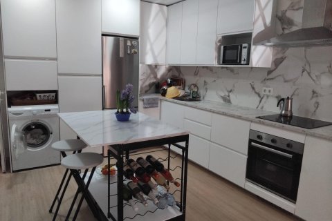 Apartamento en Villajoyosa, Alicante, España 2 dormitorios, 95 m2 No. 165531