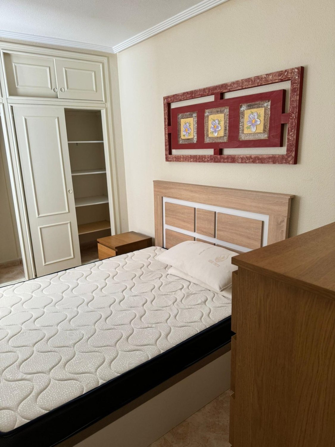Apartment in Torrevieja, Alicante, Spain 2 bedrooms, 72 sq.m. No. 184213