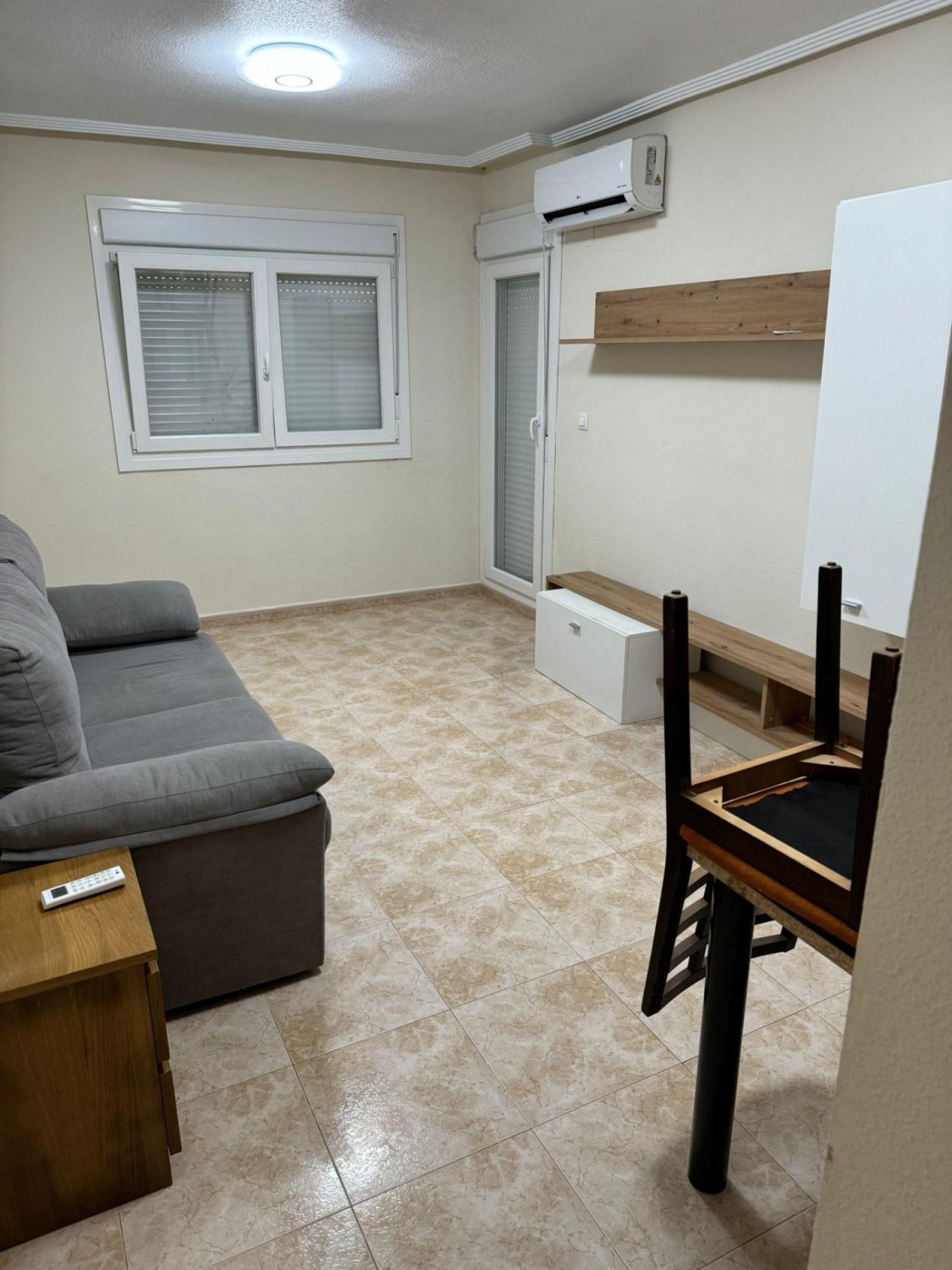Apartment in Torrevieja, Alicante, Spain 2 bedrooms, 72 sq.m. No. 184213