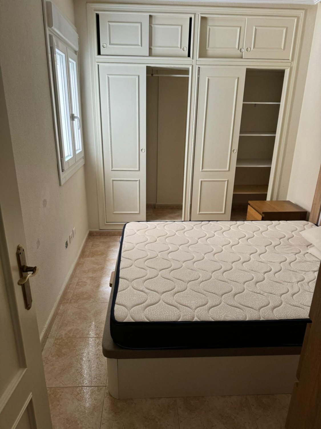Apartment in Torrevieja, Alicante, Spain 2 bedrooms, 72 sq.m. No. 184213