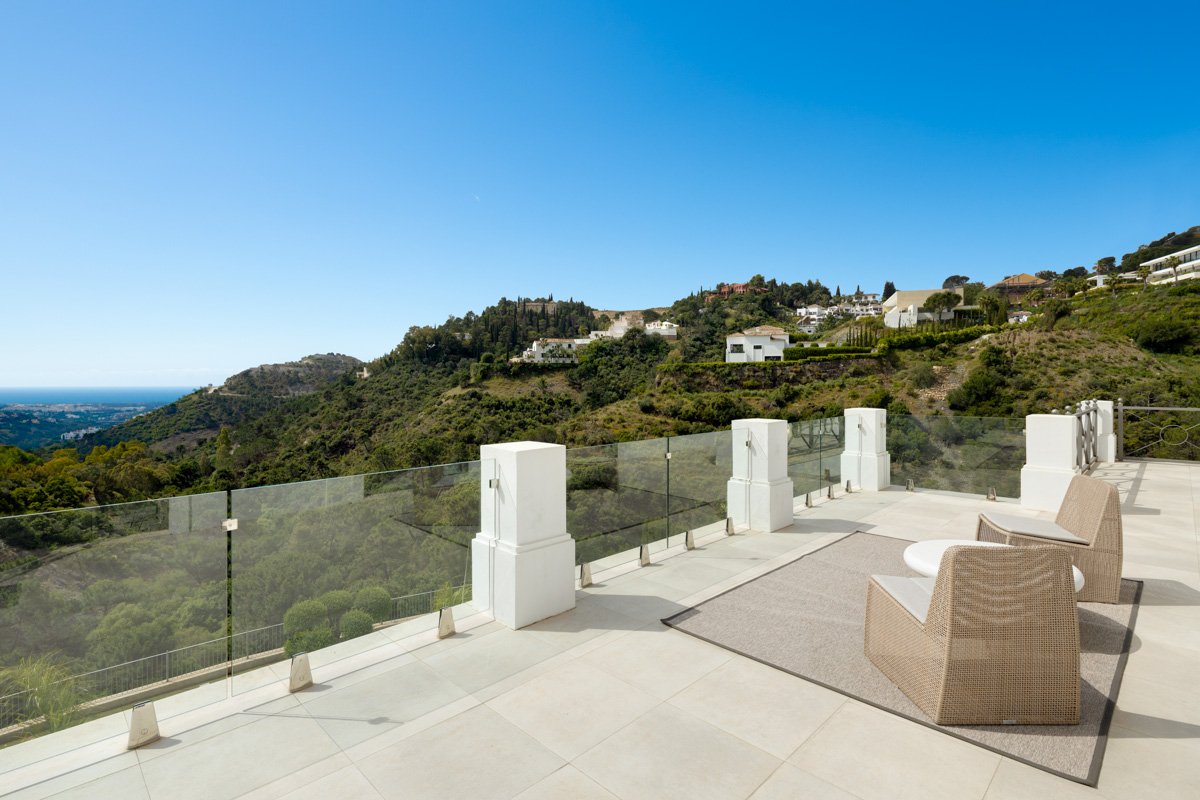 Villa a Benahavis, Malaga, Spagna 5 camere da letto, 1372 mq. N° 134982
