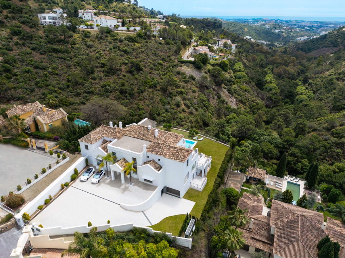 Villa a Benahavis, Malaga, Spagna 5 camere da letto, 1372 mq. N° 134982