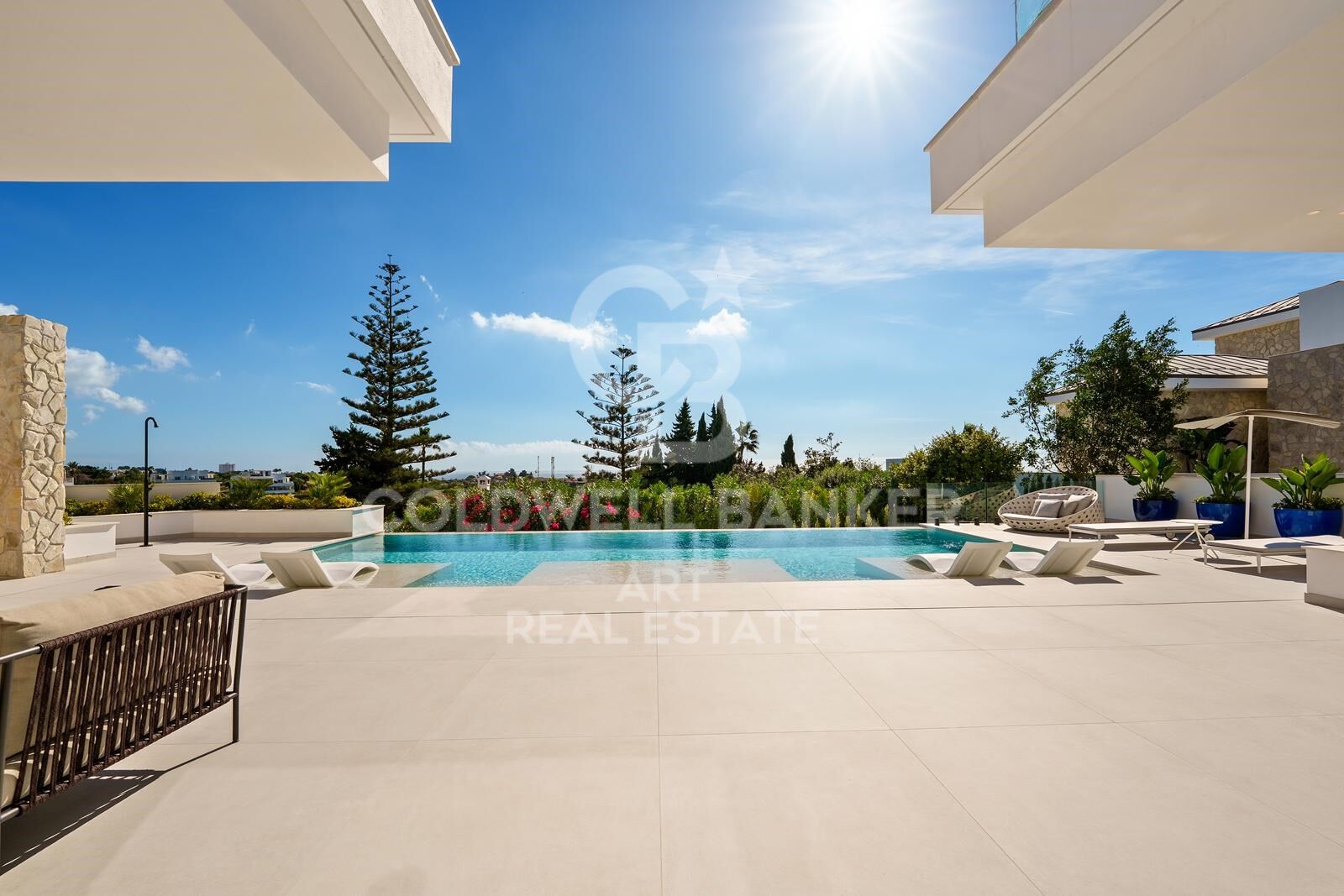 Villa in Benahavis, Malaga, Spain 5 bedrooms, 606 sq.m. No. 157263