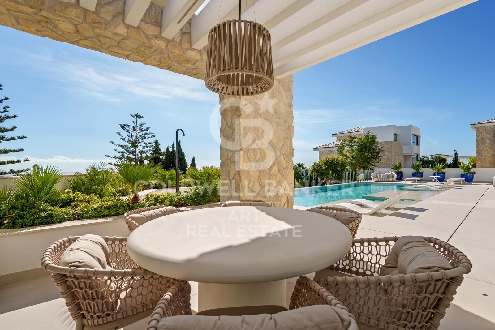 Villa in Benahavis, Malaga, Spain 5 bedrooms, 606 sq.m. No. 157263