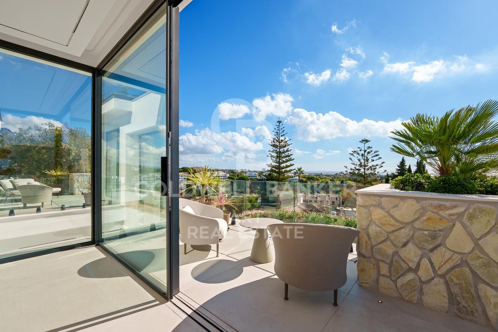 Villa in Benahavis, Malaga, Spain 5 bedrooms, 606 sq.m. No. 157263