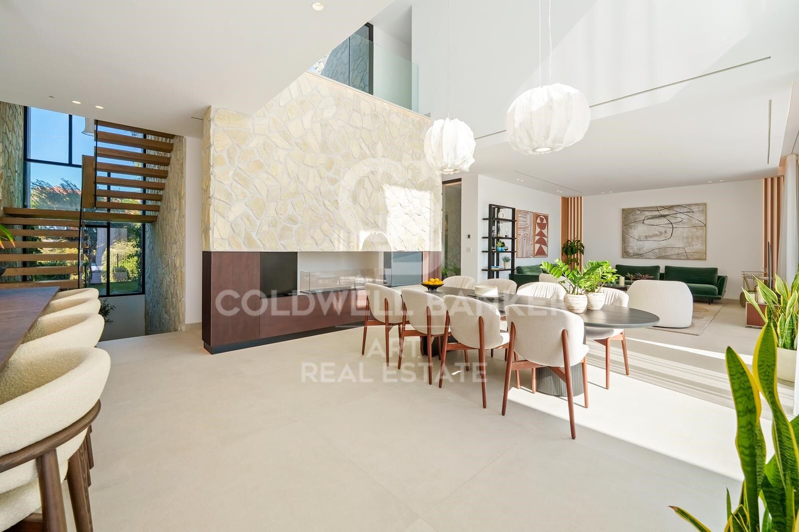 Villa in Benahavis, Malaga, Spain 5 bedrooms, 606 sq.m. No. 157263