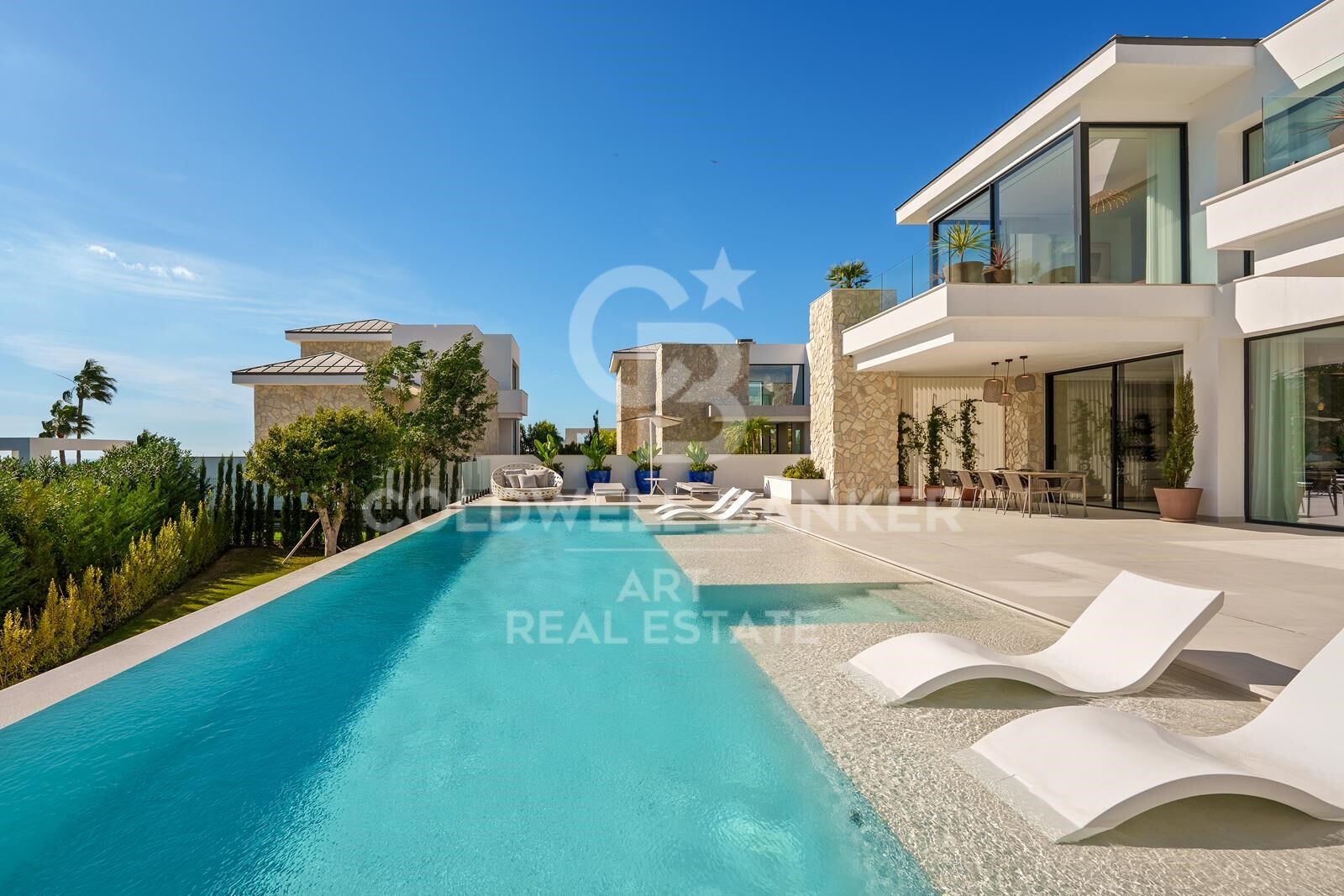 Villa in Benahavis, Malaga, Spain 5 bedrooms, 606 sq.m. No. 157263