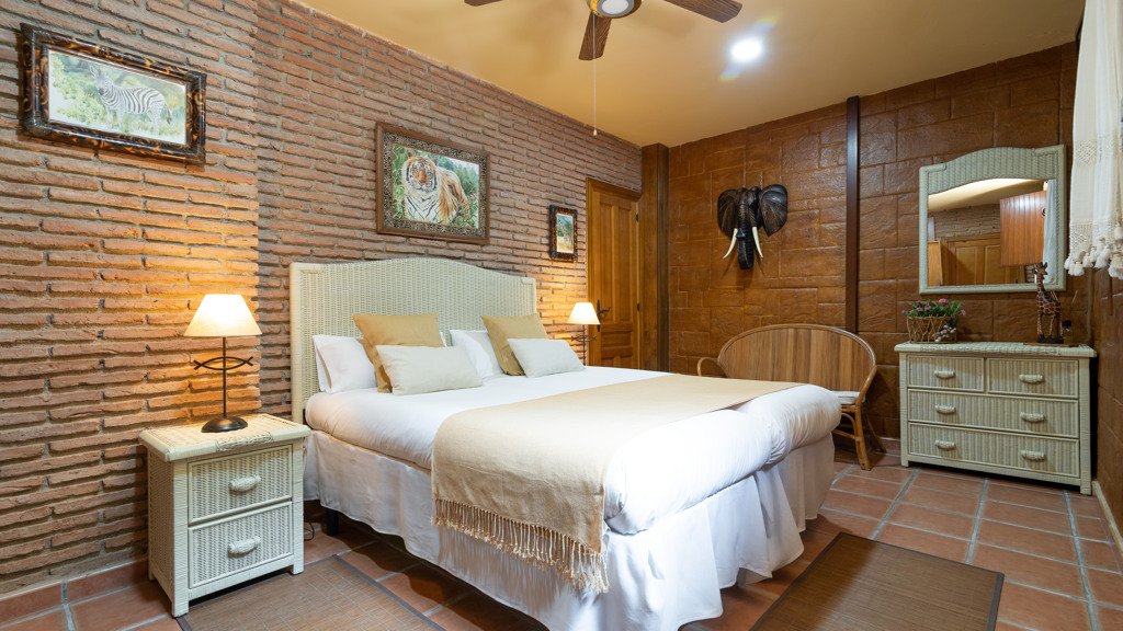 Villa in Malaga, Spain 3 bedrooms, 712 sq.m. No. 106545