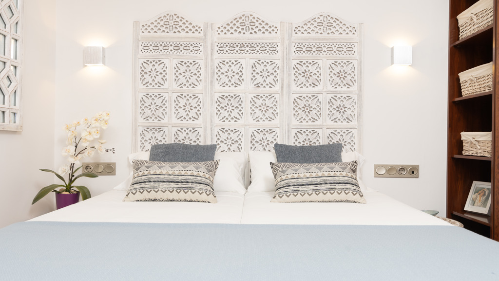 Villa in Malaga, Spain 3 bedrooms, 712 sq.m. No. 106545