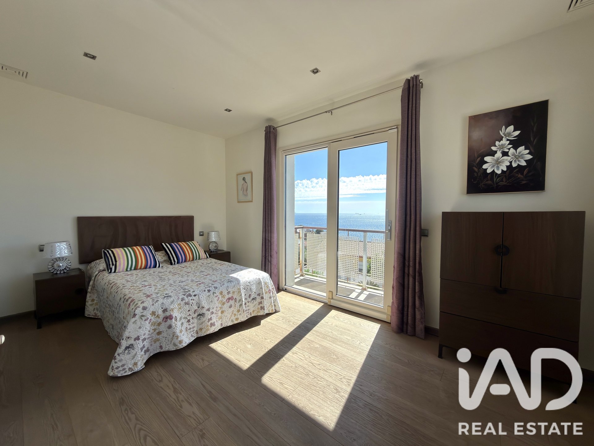 Talo Algeciras, Cadiz, Espanja 4 makuuhuonetta, 386 m2 No. 195768