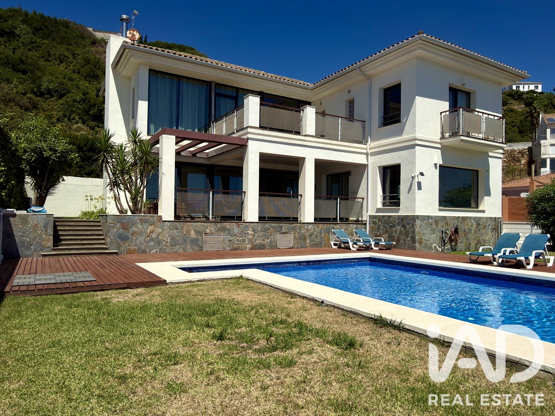 Talo Algeciras, Cadiz, Espanja 4 makuuhuonetta, 386 m2 No. 195768