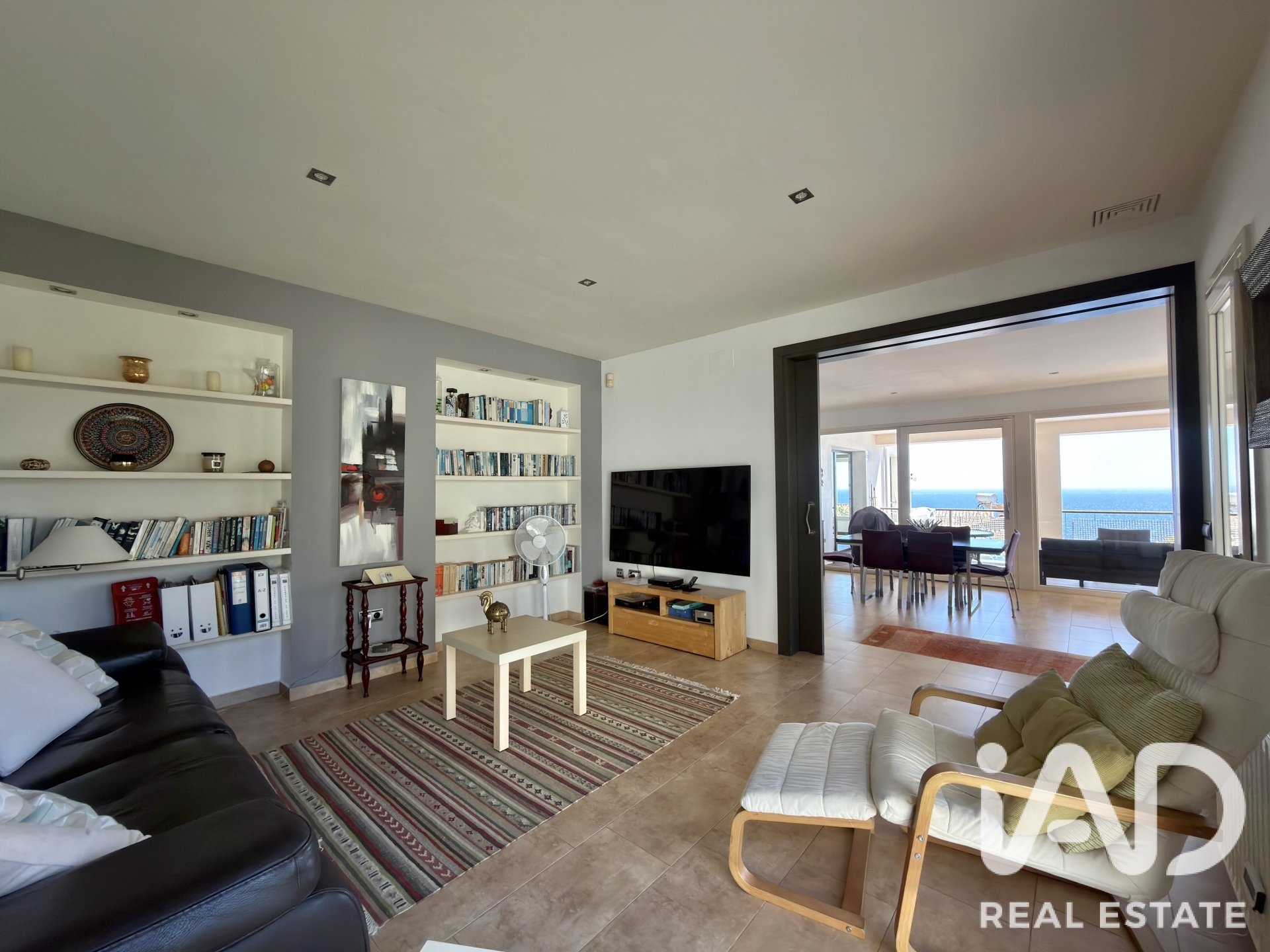 Talo Algeciras, Cadiz, Espanja 4 makuuhuonetta, 386 m2 No. 195768