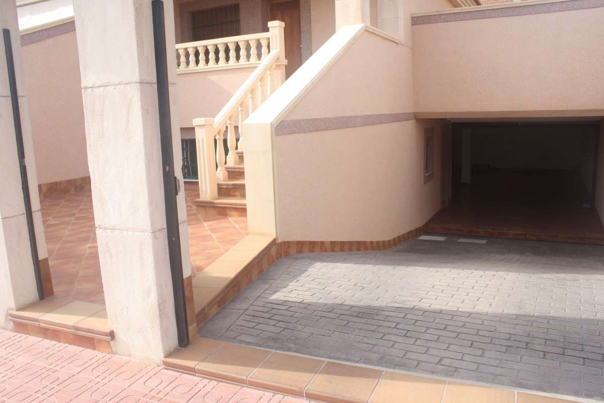 Talo Torrevieja, Alicante, Espanja 2 makuuhuonetta, 225 m2 No. 175291