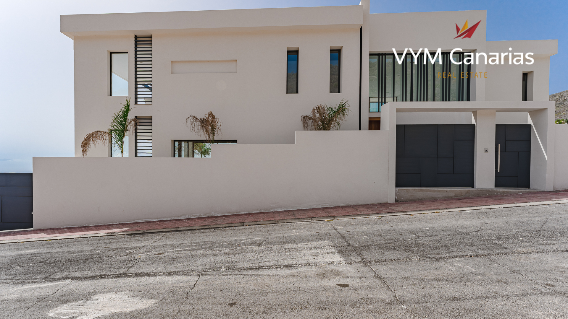 Villa in Torviscas, Tenerife, Spain 4 bedrooms, 202 sq.m. No. 164398