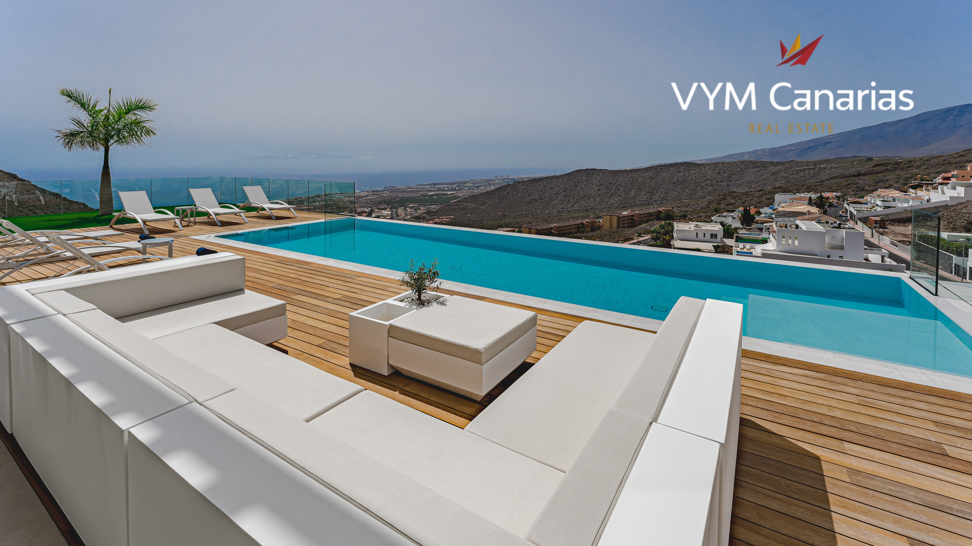 Villa in Torviscas, Tenerife, Spain 4 bedrooms, 202 sq.m. No. 164398