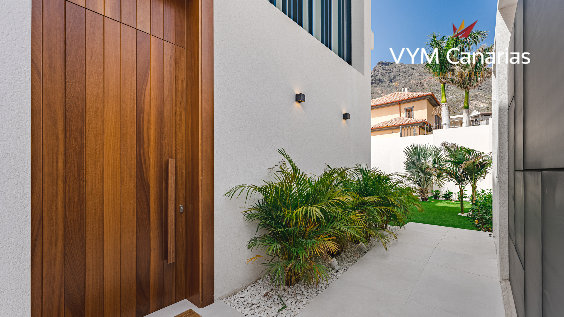 Villa in Torviscas, Tenerife, Spain 4 bedrooms, 202 sq.m. No. 164398