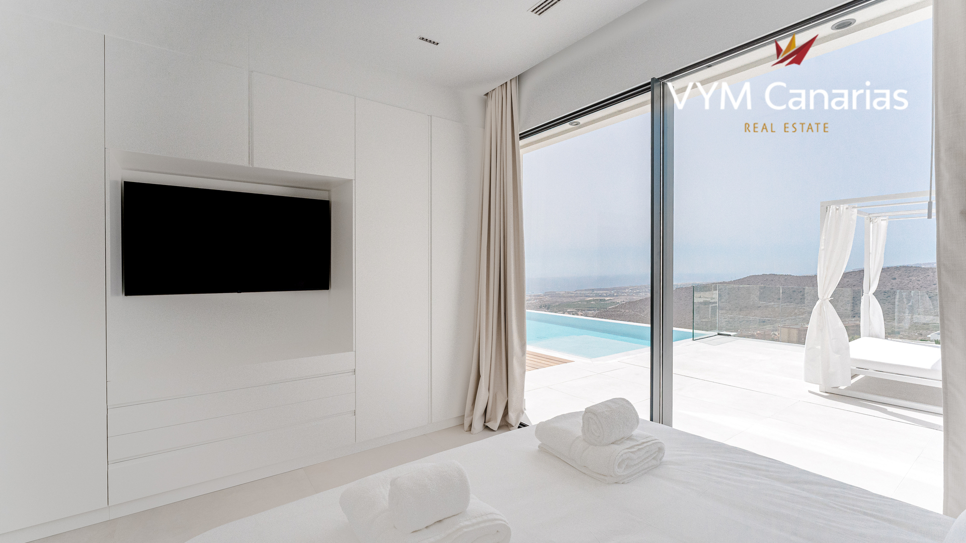 Villa in Torviscas, Tenerife, Spain 4 bedrooms, 202 sq.m. No. 164398