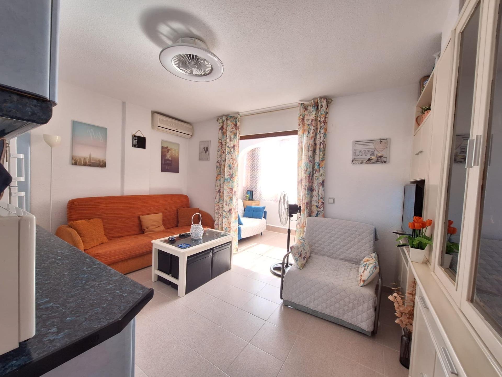 Huoneisto Nueva Torrevieja, Alicante, Espanja 39.99 m2 No. 182856