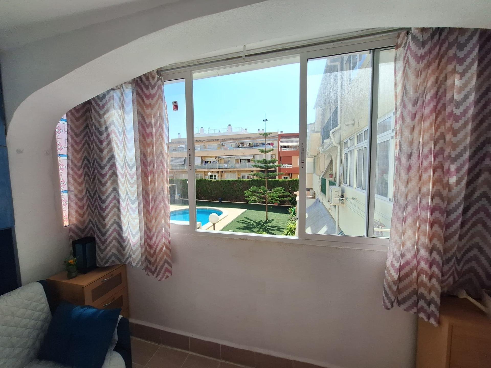 Huoneisto Nueva Torrevieja, Alicante, Espanja 39.99 m2 No. 182856