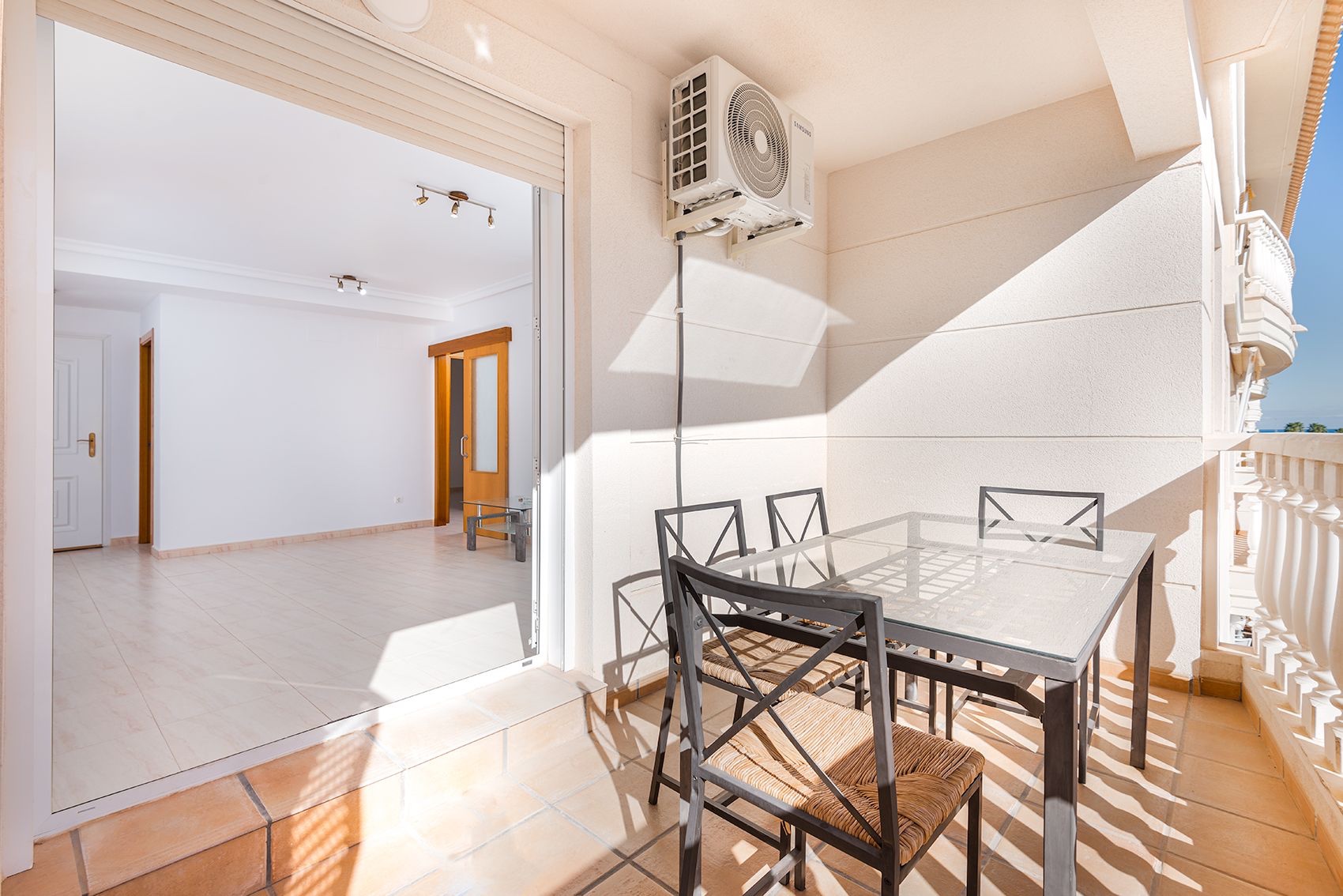 Apartamento en Cabo Roig, Alicante, España 2 dormitorios,  No. 147036