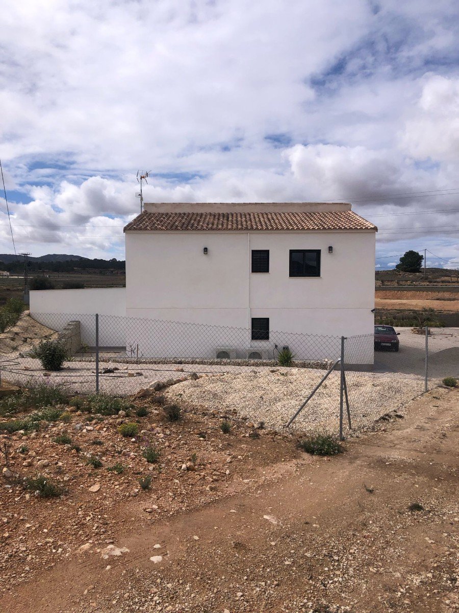Huvila Pinoso, Alicante, Espanja 5 makuuhuonetta, 247 m2 No. 147038