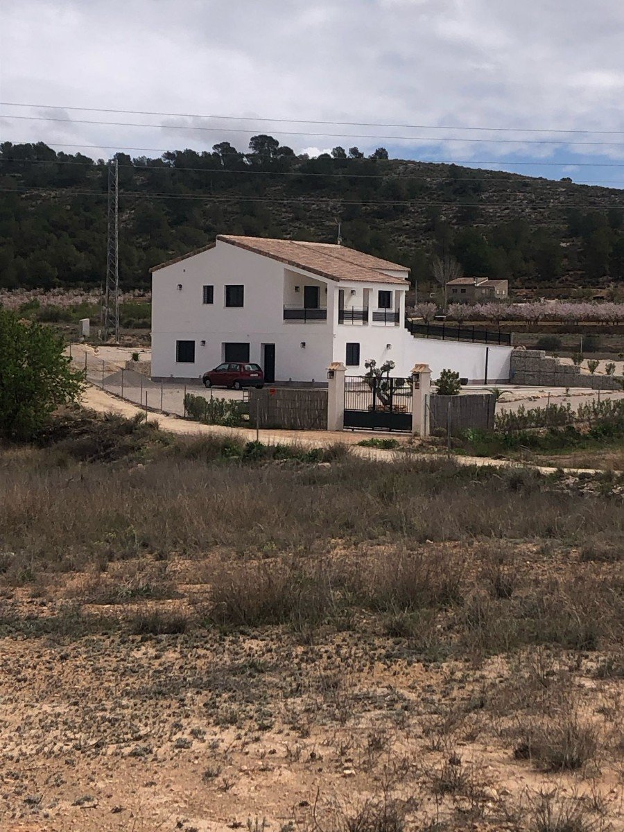Huvila Pinoso, Alicante, Espanja 5 makuuhuonetta, 247 m2 No. 147038