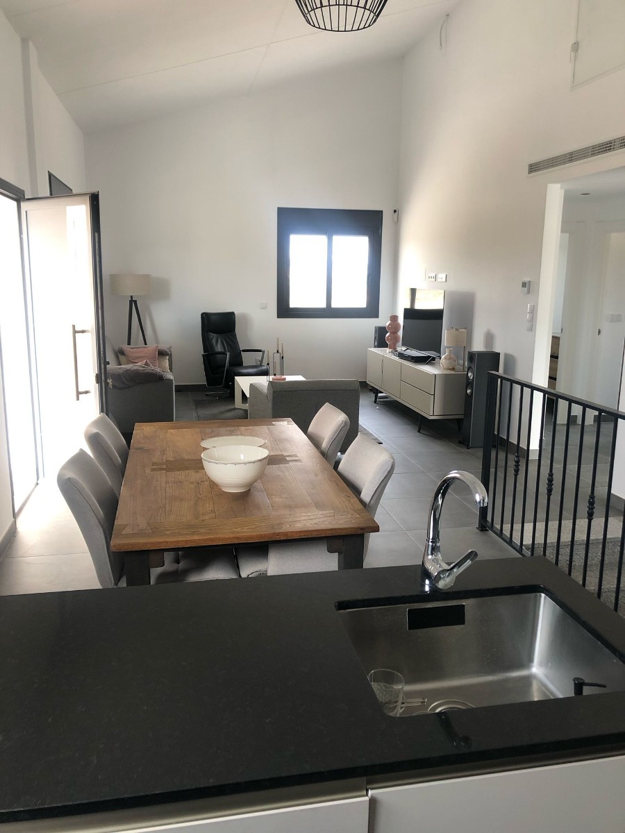 Huvila Pinoso, Alicante, Espanja 5 makuuhuonetta, 247 m2 No. 147038