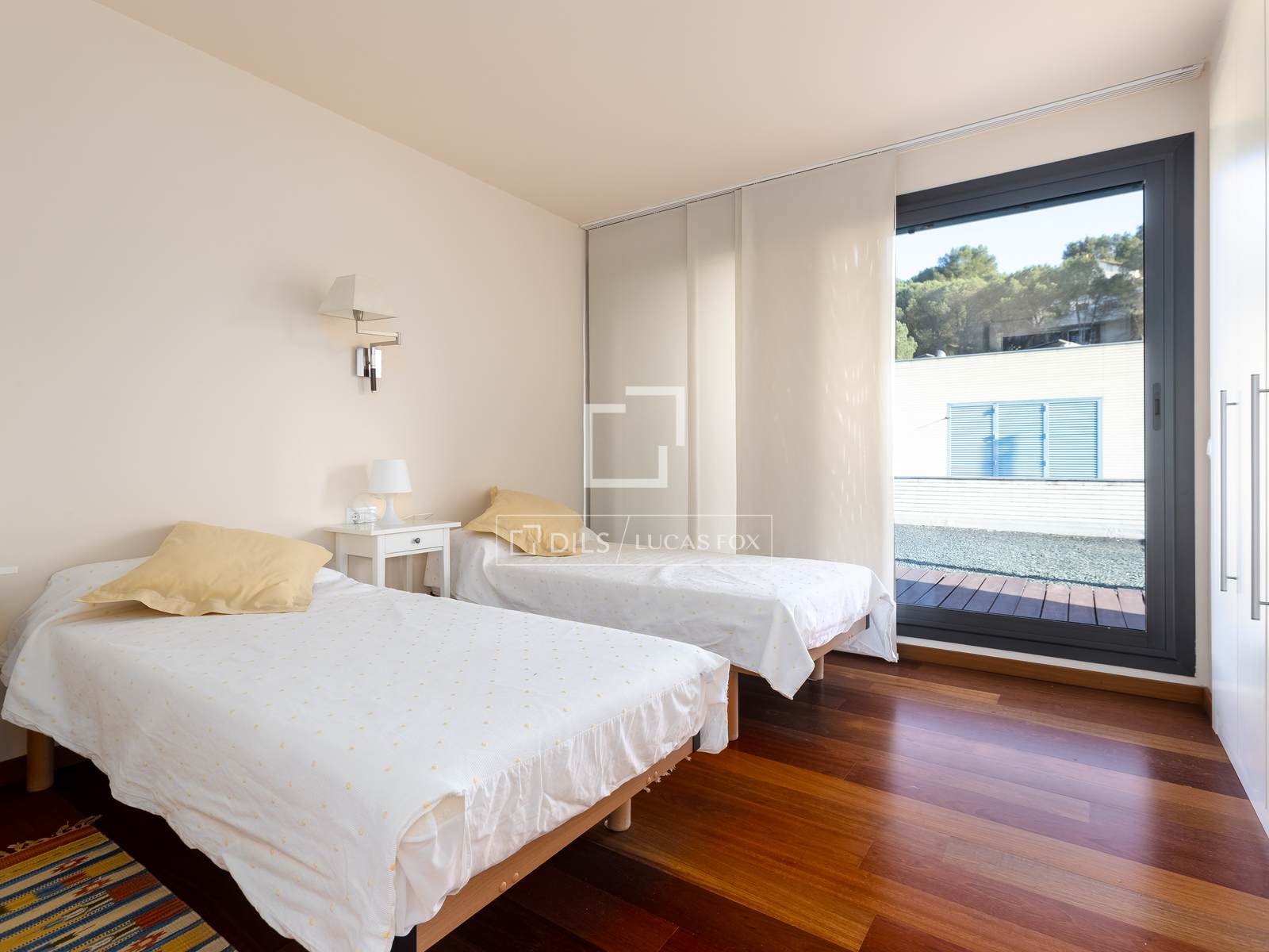 Villa in Vallromanes, Barcelona, Spain 5 bedrooms, 424 sq.m. No. 161436