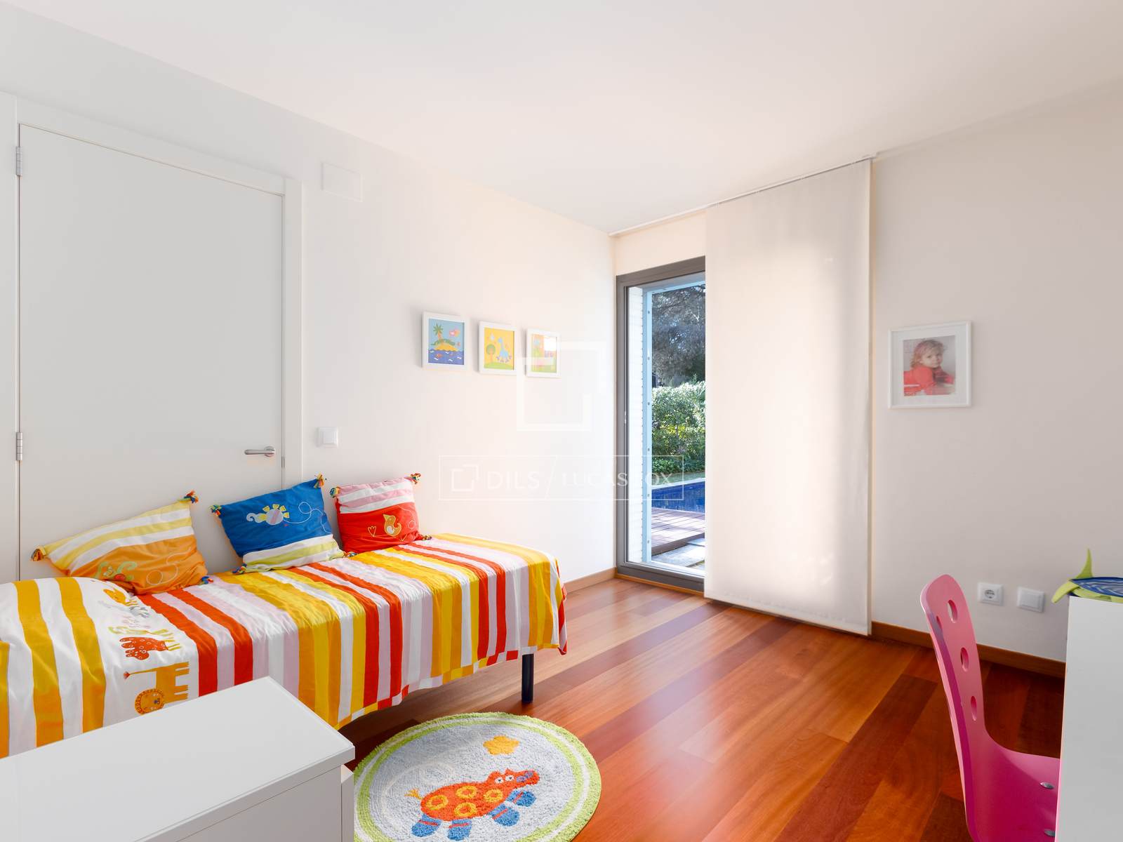Villa in Vallromanes, Barcelona, Spain 5 bedrooms, 424 sq.m. No. 161436