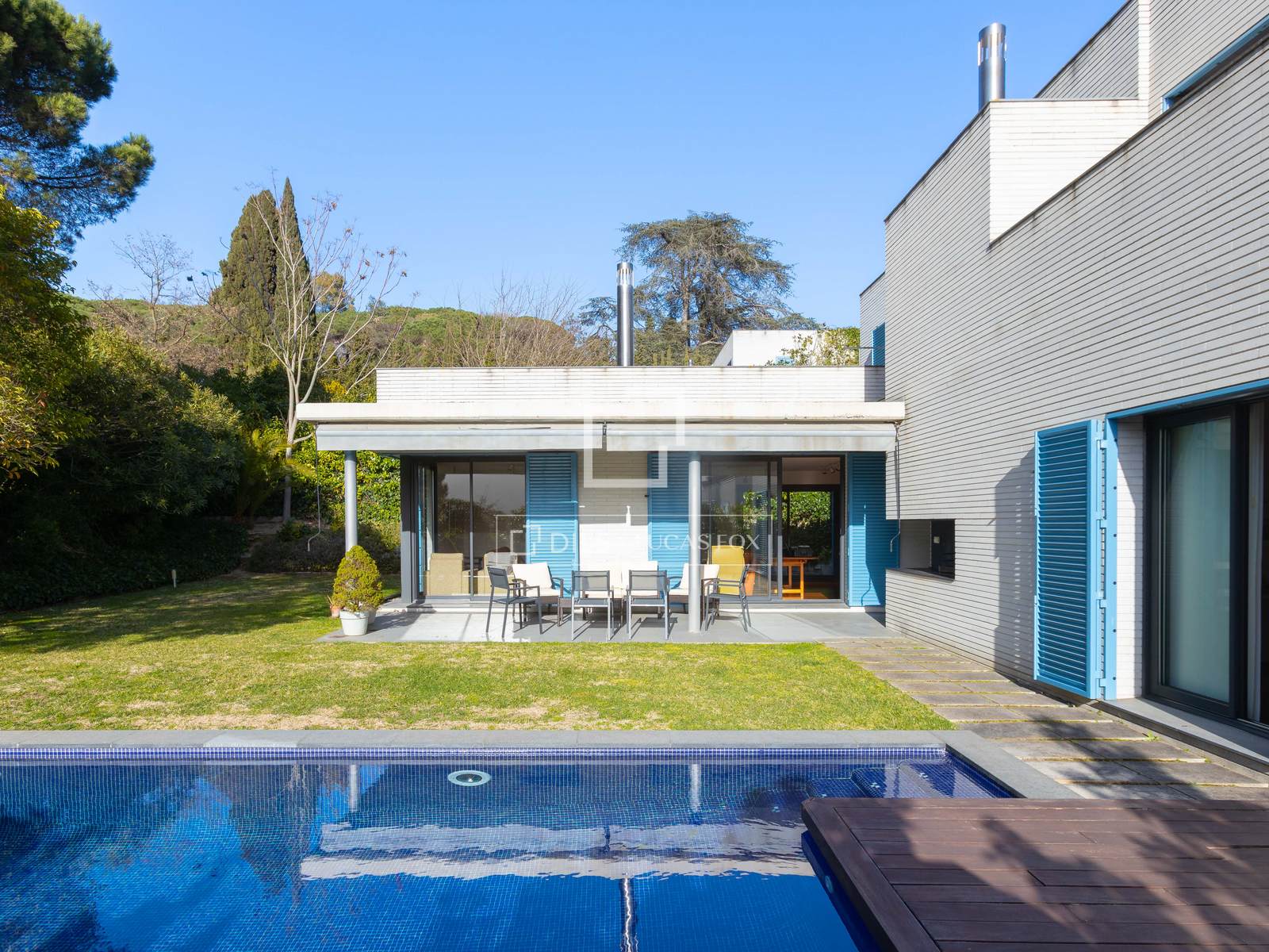 Villa in Vallromanes, Barcelona, Spain 5 bedrooms, 424 sq.m. No. 161436