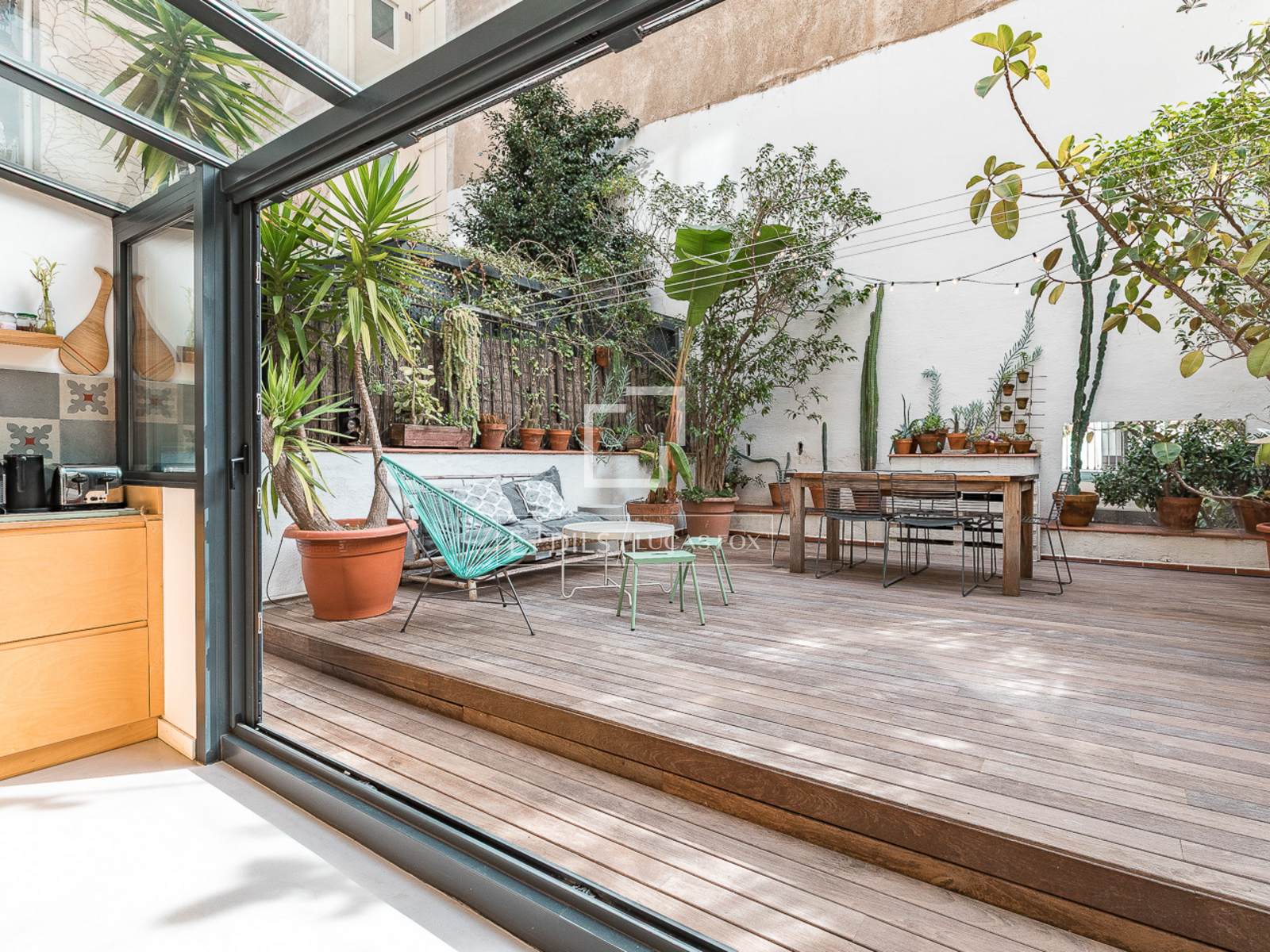 Apartment in Barcelona, Spain 3 bedrooms, 155 sq.m. No. 161437