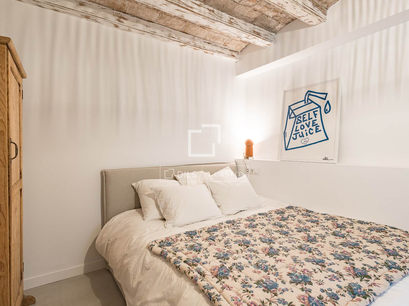 Apartment in Barcelona, Spain 3 bedrooms, 155 sq.m. No. 161437