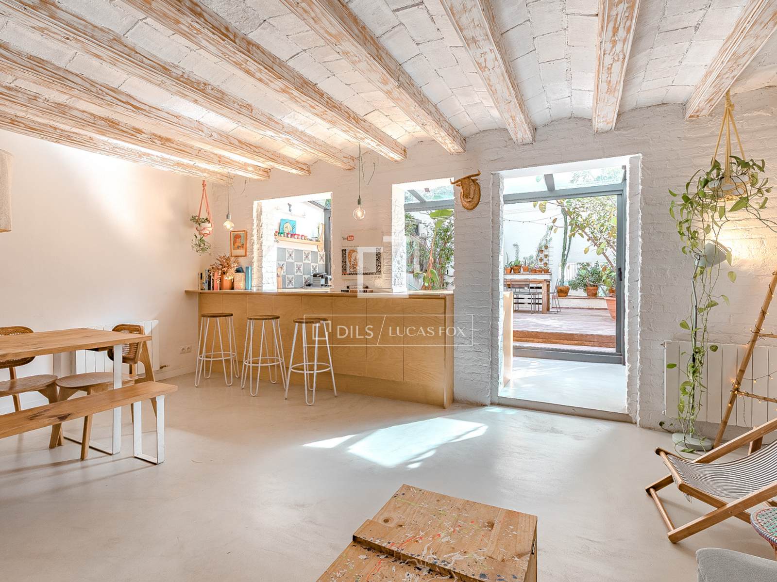 Apartment in Barcelona, Spain 3 bedrooms, 155 sq.m. No. 161437