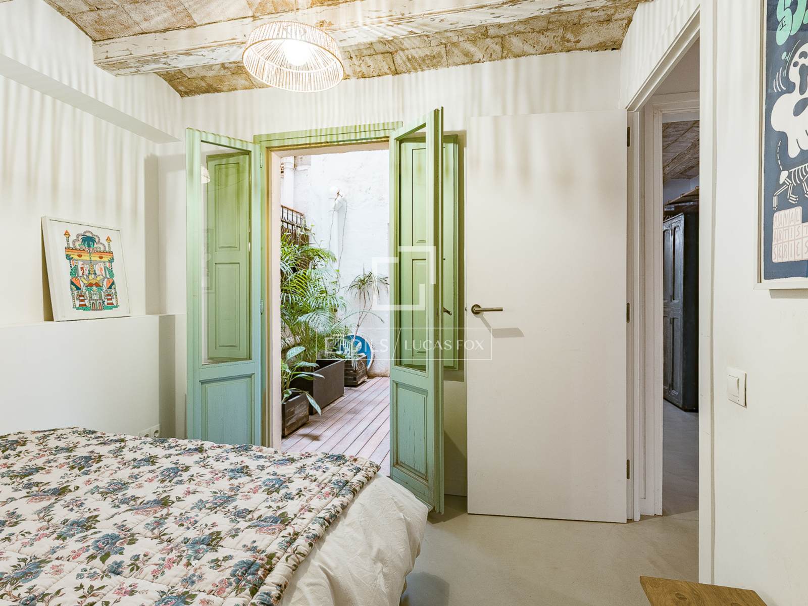 Apartment in Barcelona, Spain 3 bedrooms, 155 sq.m. No. 161437