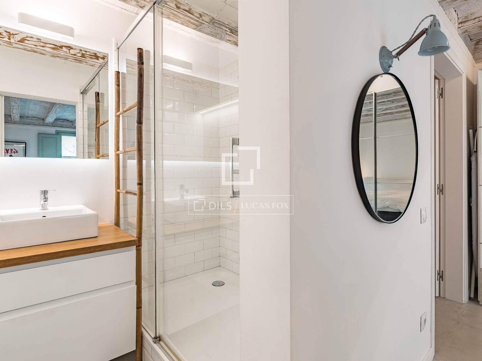 Apartment in Barcelona, Spain 3 bedrooms, 155 sq.m. No. 161437