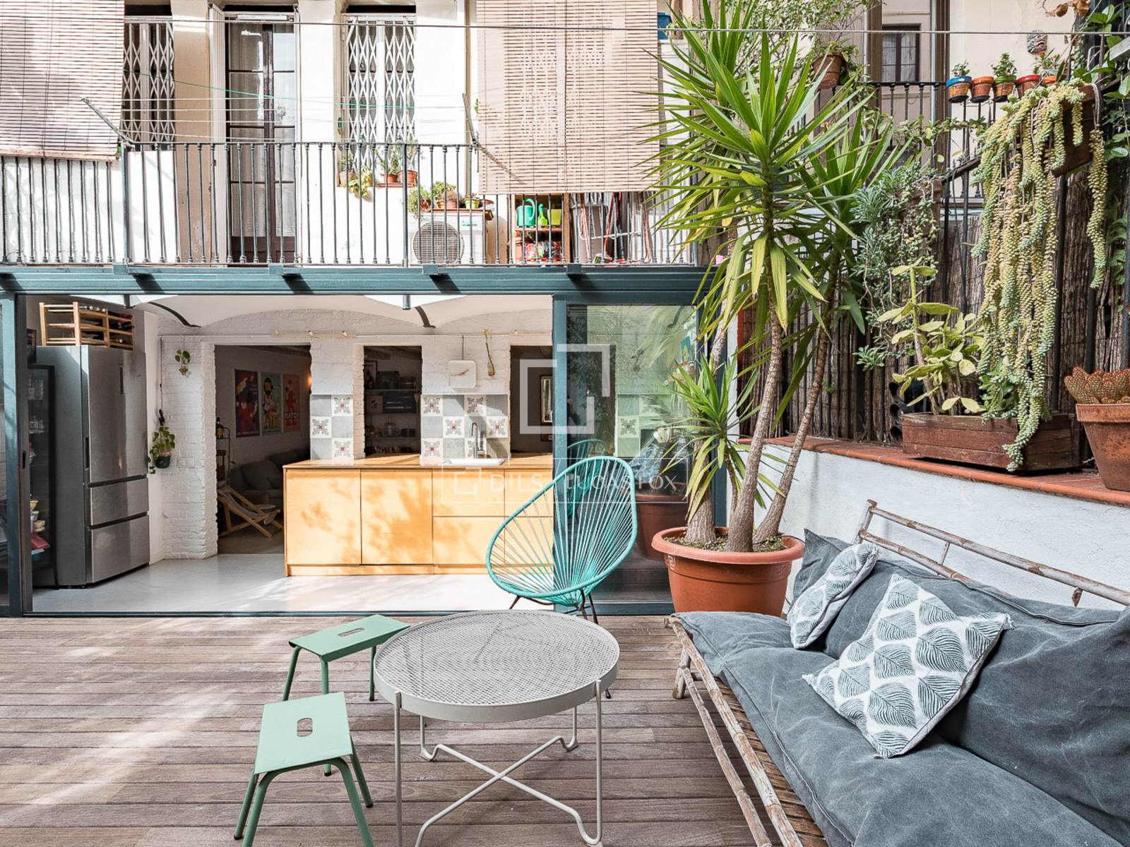 Apartment in Barcelona, Spain 3 bedrooms, 155 sq.m. No. 161437