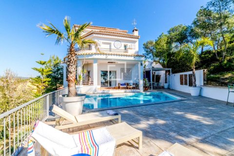 Villa a Sitges, Barcelona, Spagna 7 camere da letto, 290 mq. N° 161435