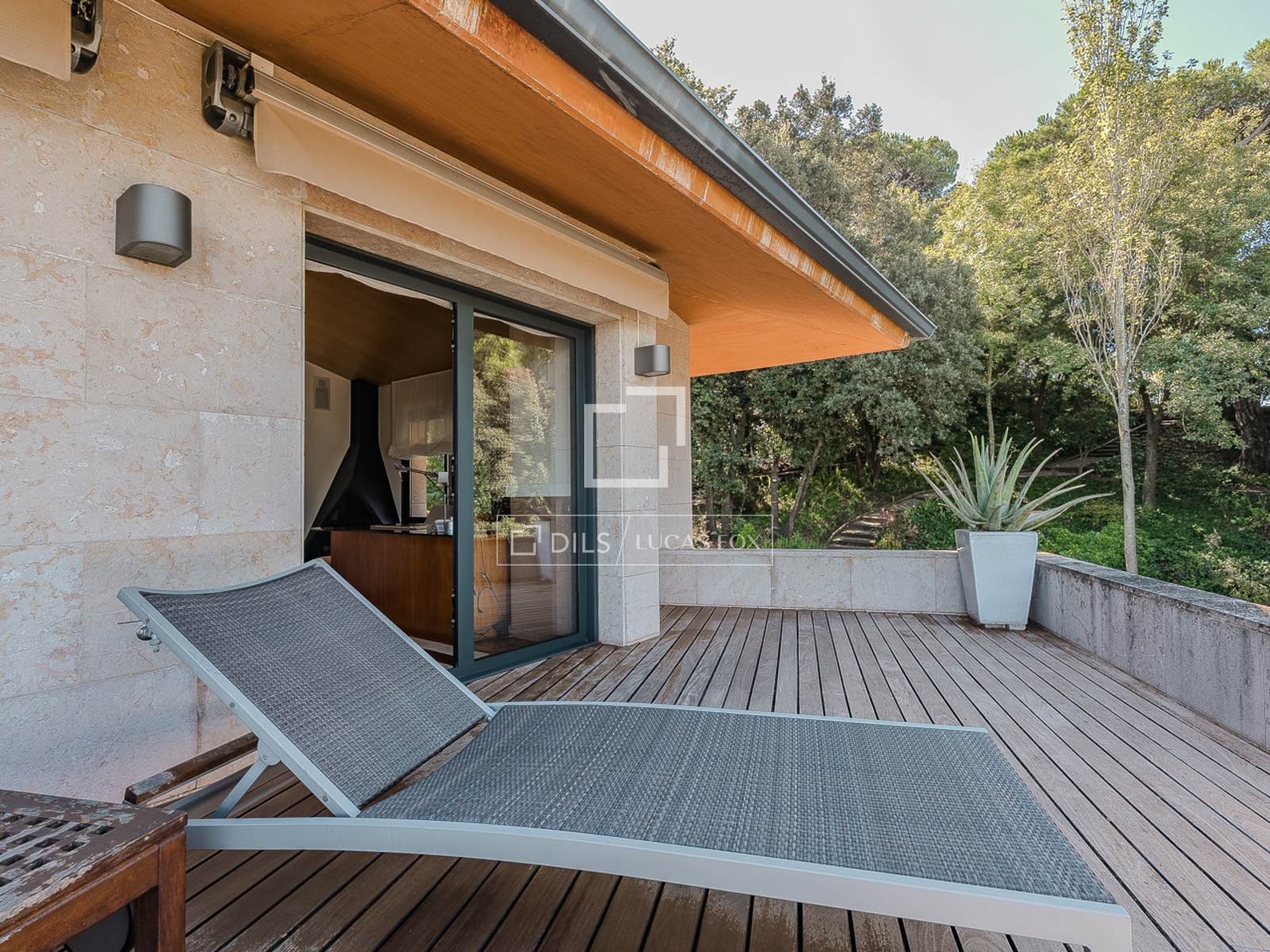 Villa in Barcelona, Spain 7 bedrooms, 659 sq.m. No. 161439