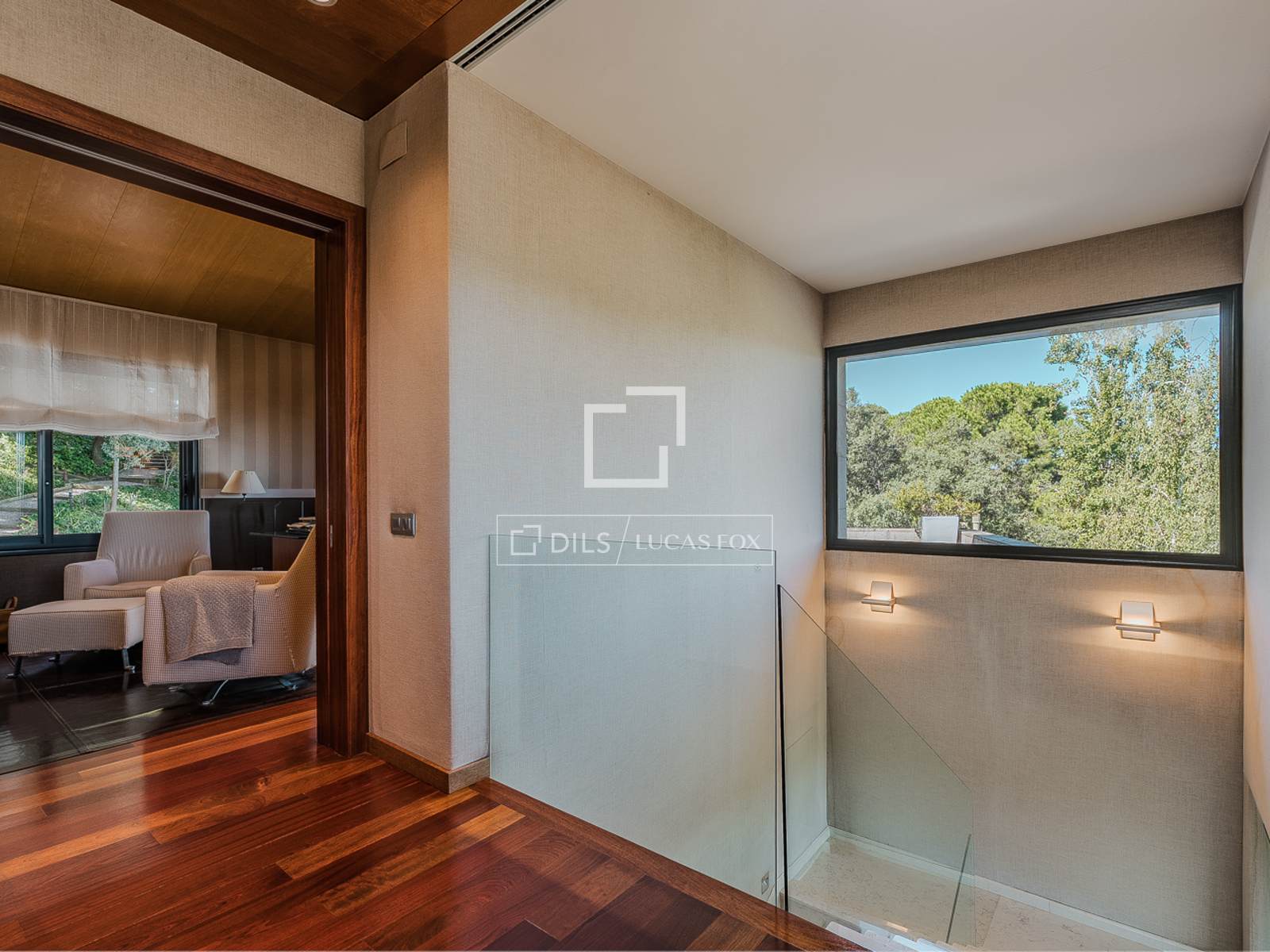 Villa in Barcelona, Spain 7 bedrooms, 659 sq.m. No. 161439