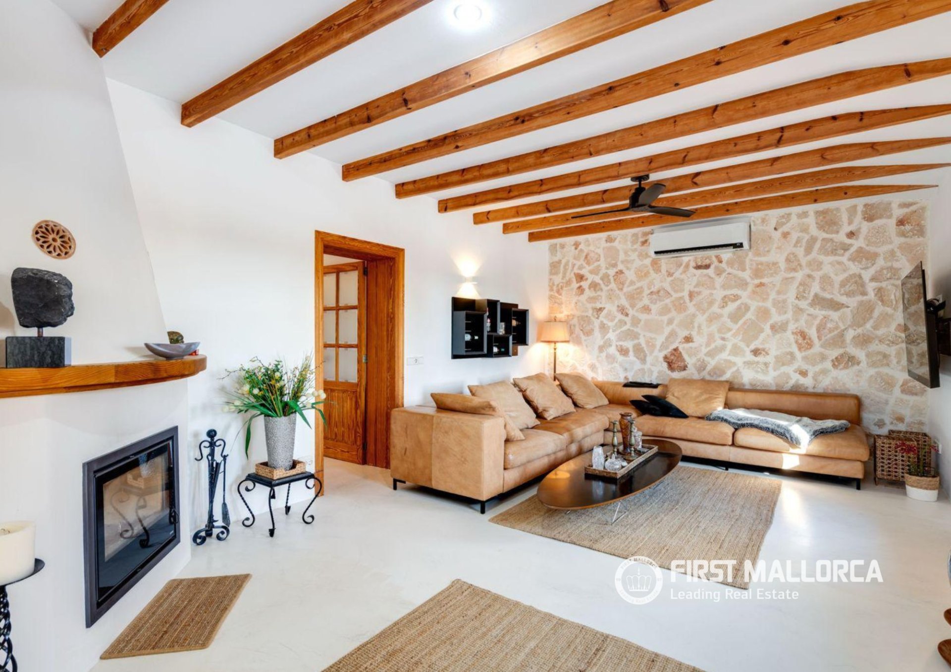 Finca in Llucmajor, Mallorca, Spain 4 bedrooms, 190 sq.m. No. 179414