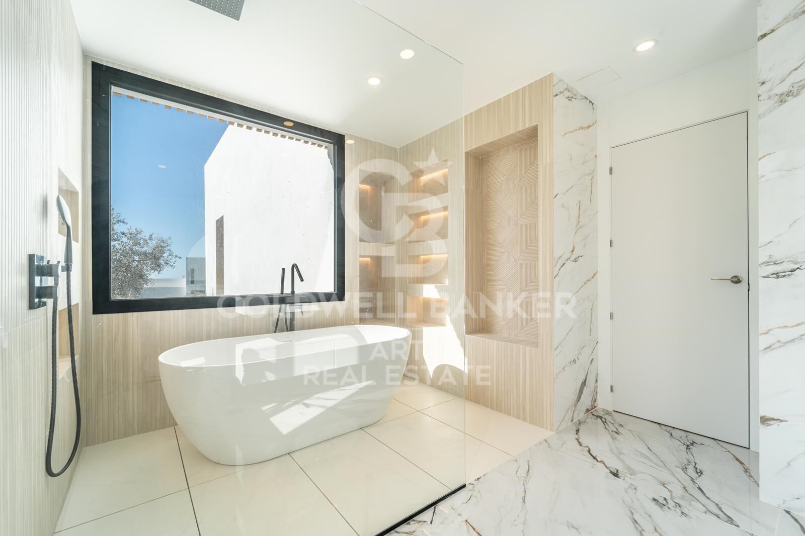 Villa in Benalmadena, Malaga, Spain 5 bedrooms, 527 sq.m. No. 157832
