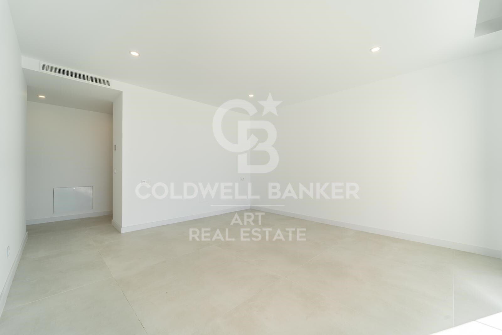 Villa in Benalmadena, Malaga, Spain 5 bedrooms, 527 sq.m. No. 157832