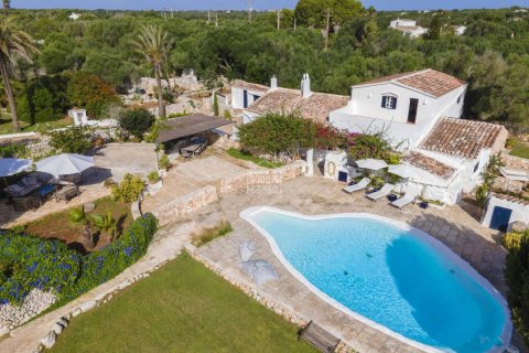 House in Sant Lluis, Menorca, Spain 5 bedrooms, 335 sq.m. No. 194822