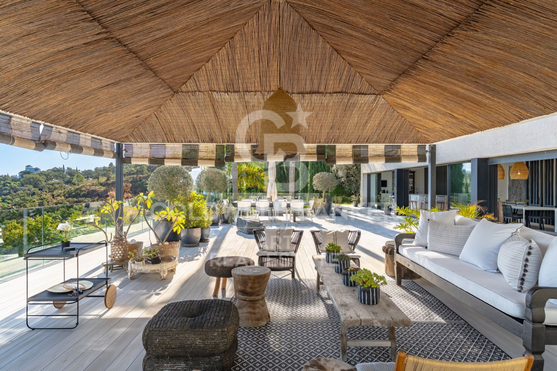 Villa in Ojen, Malaga, Spain 6 bedrooms, 437 sq.m. No. 156786